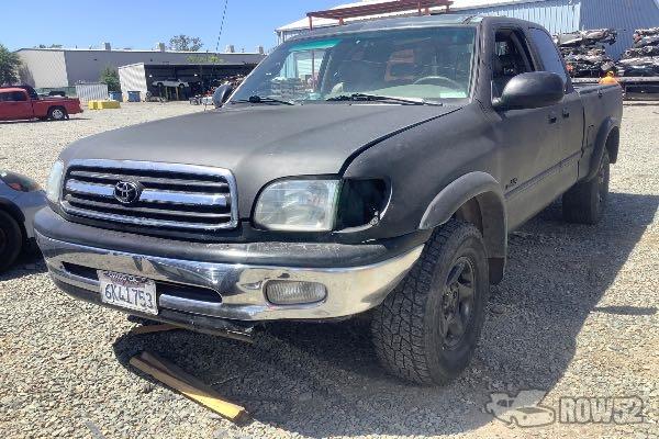 Photo of 2001 Toyota Tundra