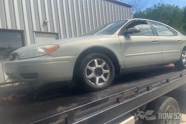 Photo of 2006 Ford Taurus
