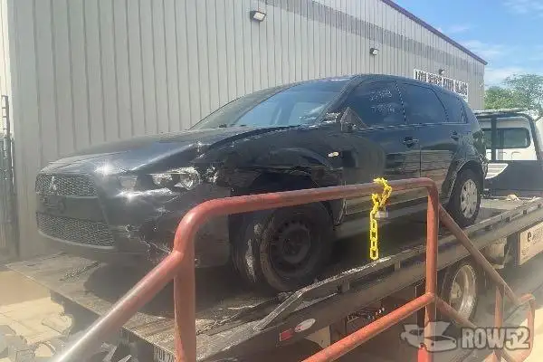 Photo of 2010 Mitsubishi Outlander