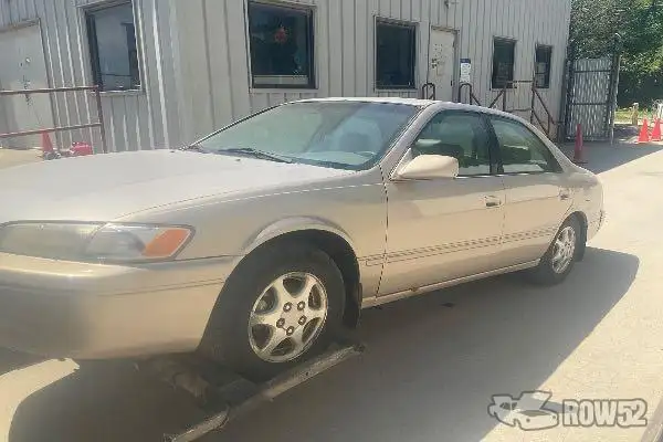 Photo of 1999 Toyota Camry