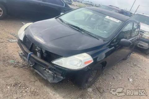 Photo of 2010 Nissan Versa
