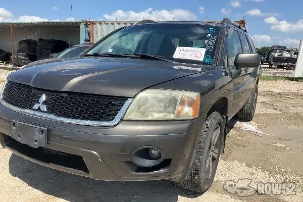 Photo of 2011 Mitsubishi Endeavor
