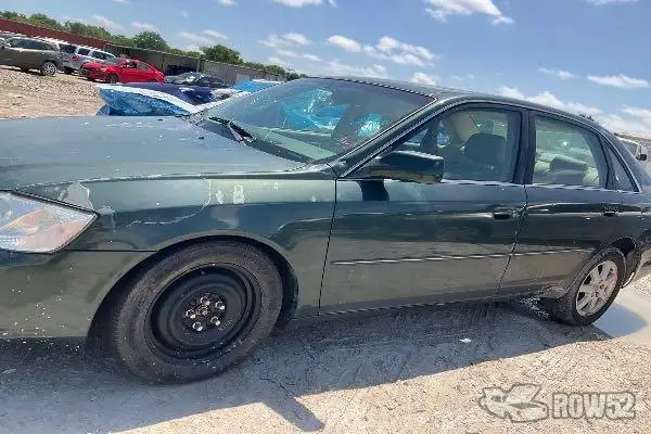 Photo of 2000 Toyota Avalon