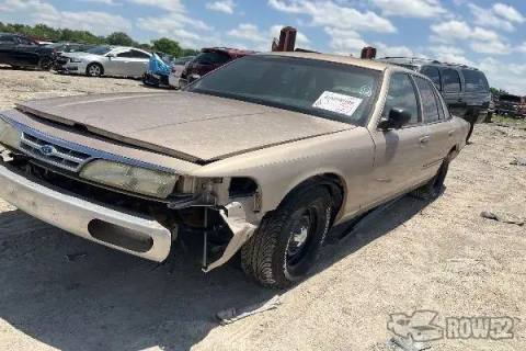 Photo of 1996 Ford Crown Victoria