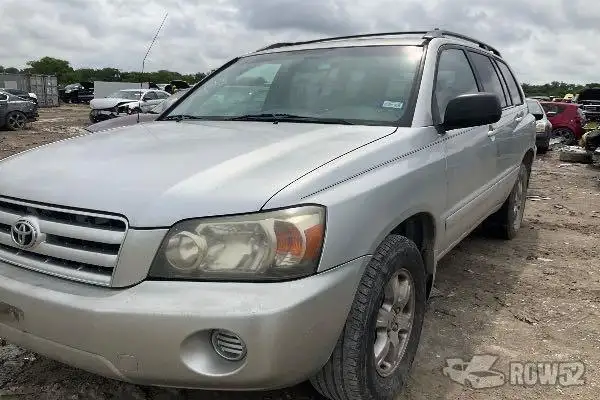 Photo of 2004 Toyota Highlander