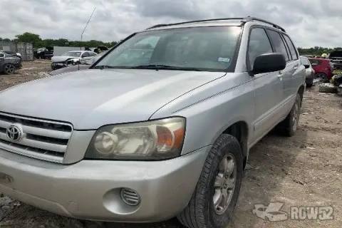 Photo of 2004 Toyota Highlander