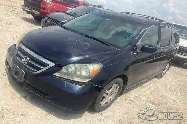 Photo of 2005 Honda Odyssey