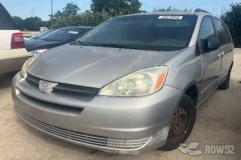 Photo of 2005 Toyota Sienna