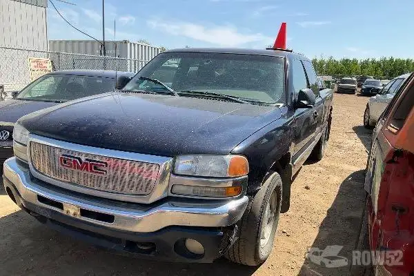 Photo of 2005 GMC Sierra 1500