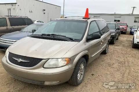 Photo of 2003 Chrysler Town & Country