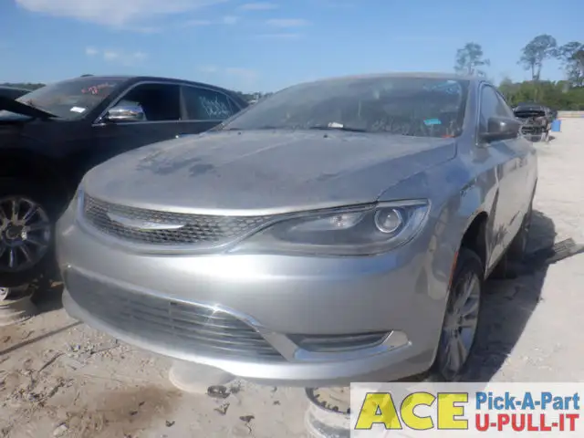Photo of 2015 Chrysler 200