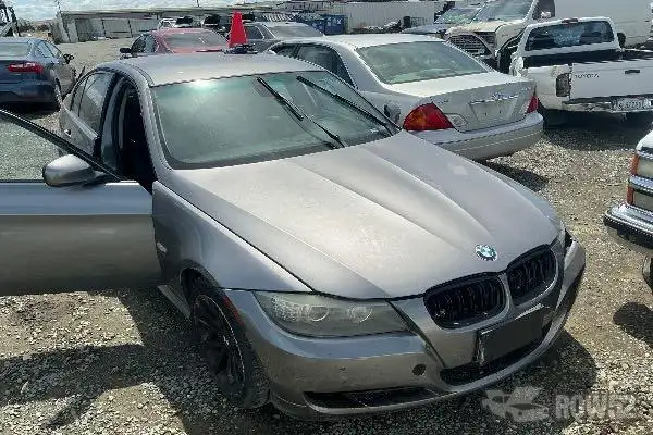 Photo of 2011 BMW 3-Series