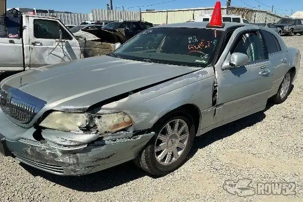 Photo of 2007 Lincoln Town Car
