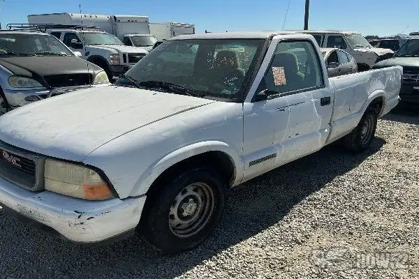 Photo of 1998 GMC Sonoma