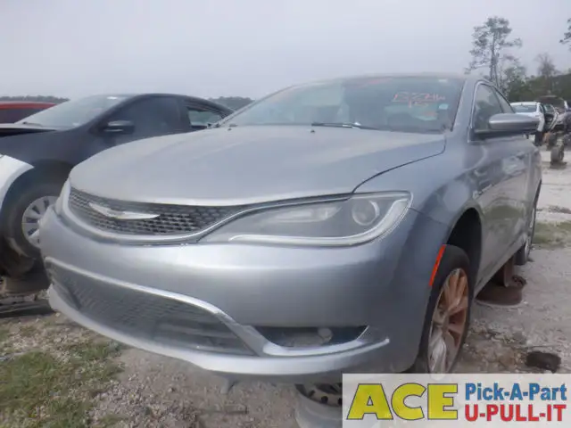 Photo of 2015 Chrysler 200