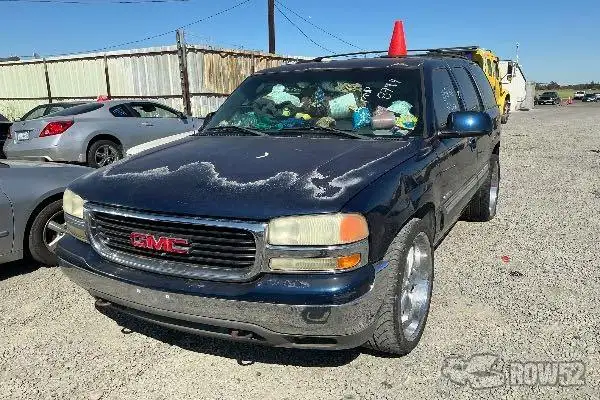 Photo of 2002 GMC Yukon