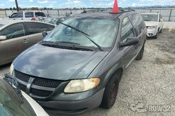 Photo of 2003 Dodge Caravan