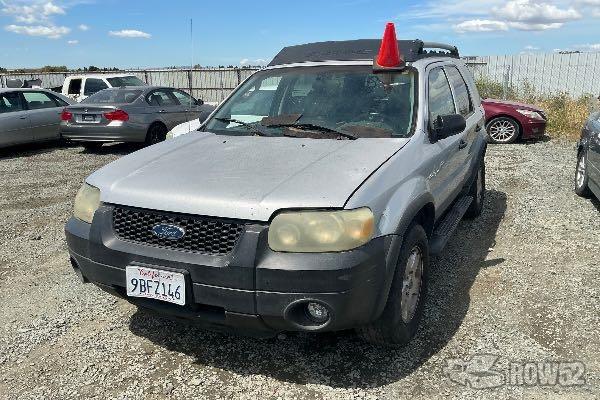 Photo of 2005 Ford Escape