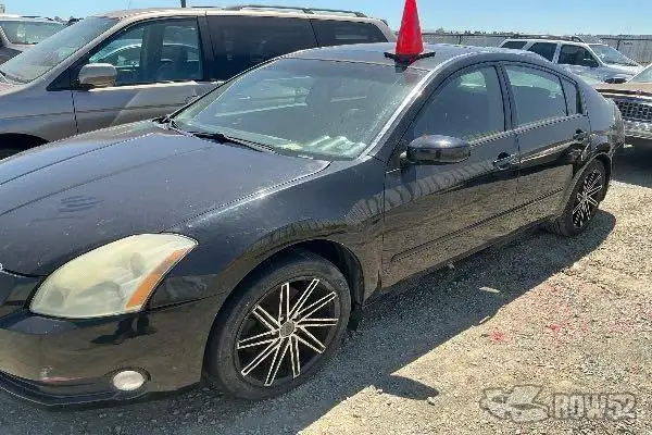 Photo of 2004 Nissan Maxima
