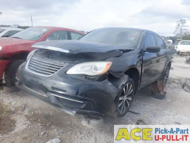 Photo of 2013 Chrysler 200