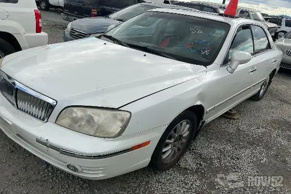 Photo of 2005 Hyundai XG350