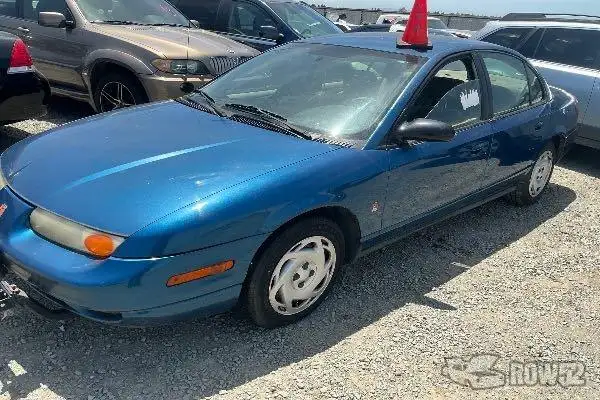Photo of 2001 Saturn SL