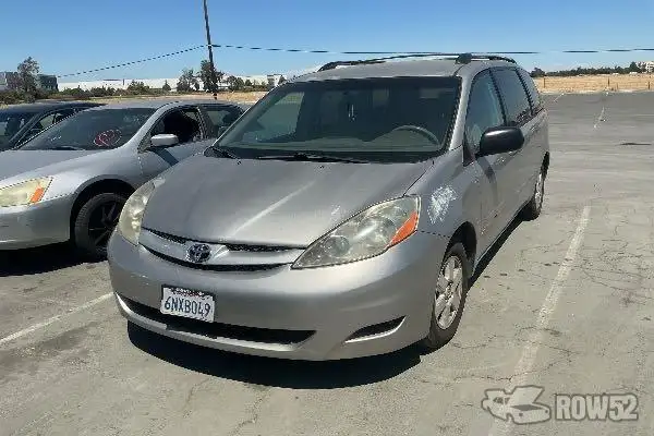 Photo of 2008 Toyota Sienna