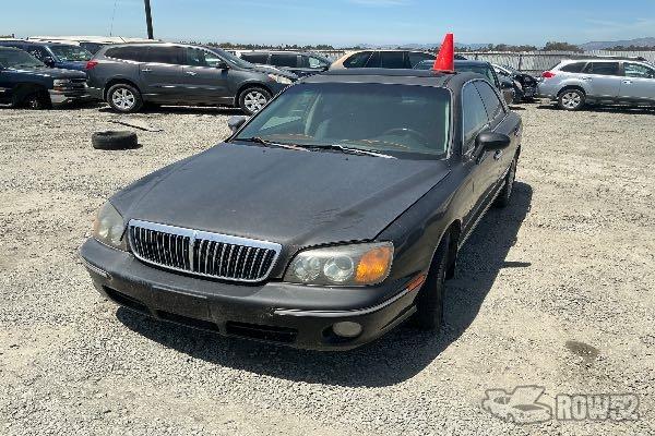 Photo of 2001 Hyundai XG300