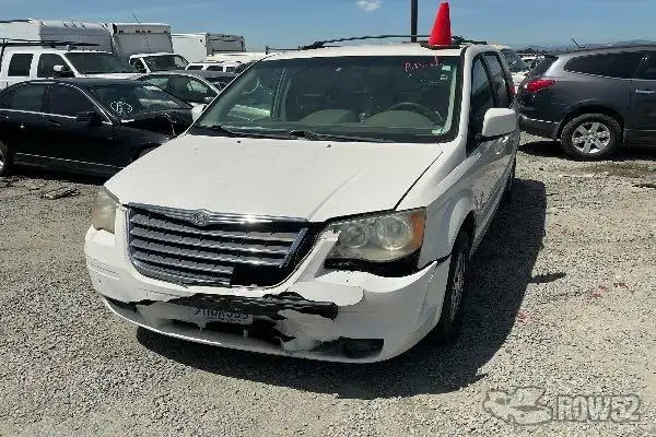 Photo of 2008 Chrysler Town & Country