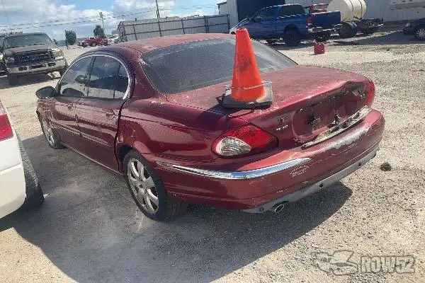 Photo of 2004 Jaguar X-Type