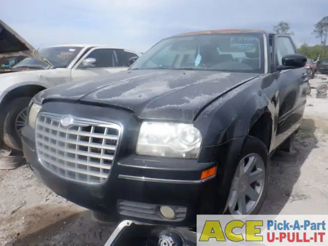 Photo of 2005 Chrysler 300