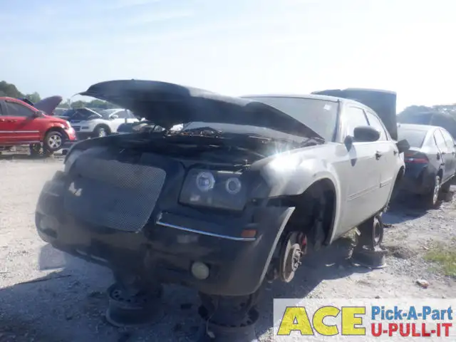 Photo of 2005 Chrysler 300