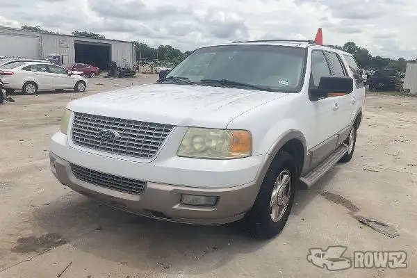 Photo of 2004 Ford Expedition