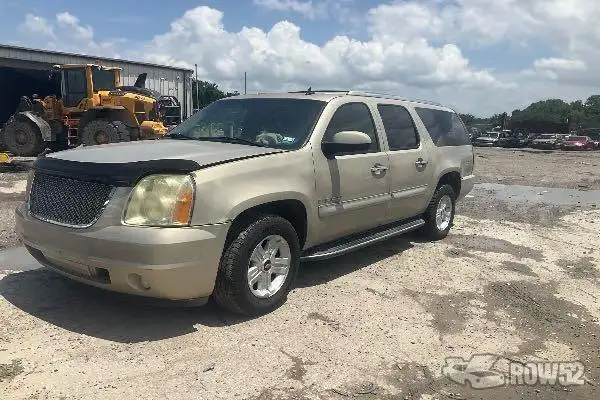 Photo of 2007 GMC Yukon Denali