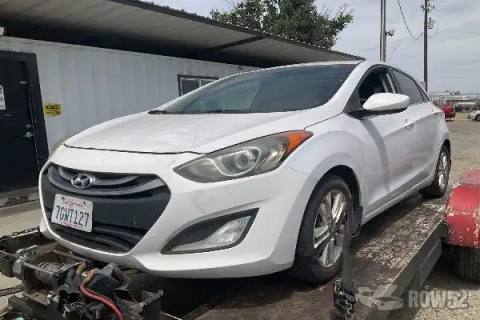 Photo of 2014 Hyundai Elantra GT
