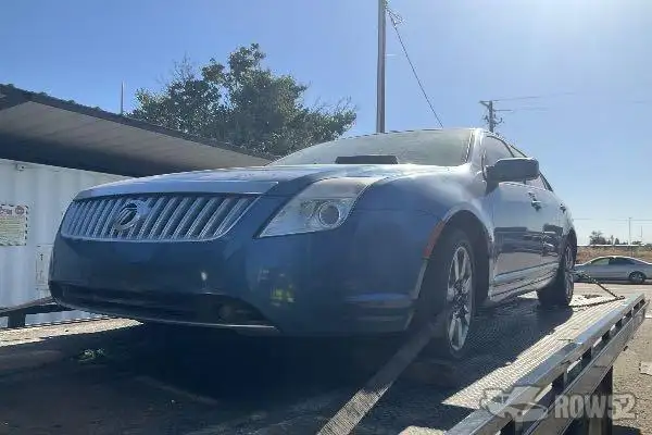 Photo of 2010 Mercury Milan