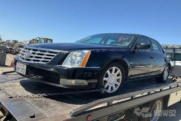 Photo of 2010 Cadillac DTS