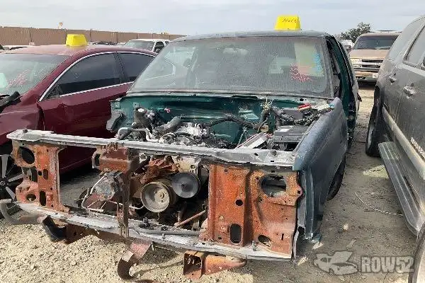 Photo of 1997 GMC Suburban