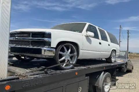Photo of 1994 GMC Suburban