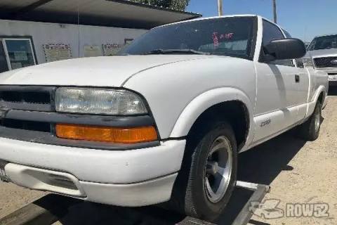 Photo of 2001 Chevrolet S10 Pickup