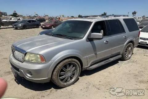 Photo of 2004 Lincoln Navigator