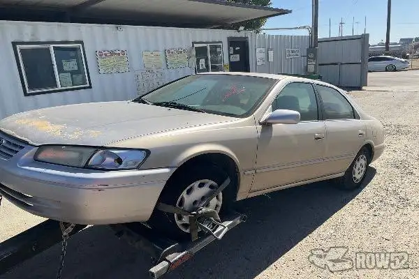 Photo of 1998 Toyota Camry