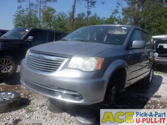 Photo of 2013 Chrysler Town And Country