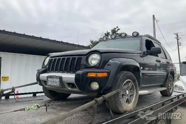 Photo of 2003 Jeep Liberty