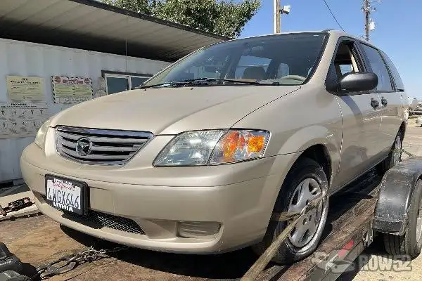 Photo of 2001 Mazda MPV