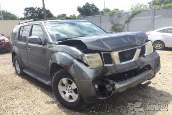 Photo of 2005 Nissan Pathfinder
