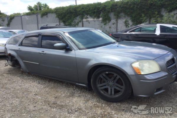 Photo of 2006 Dodge Magnum