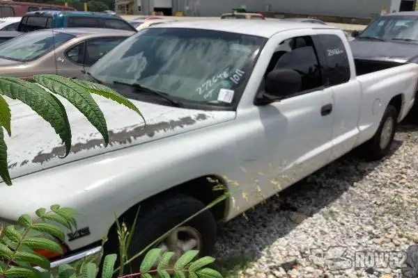 Photo of 1998 Dodge Dakota