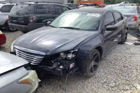 Photo of 2013 Chrysler 200