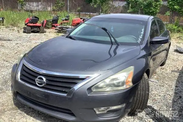 Photo of 2013 Nissan Altima
